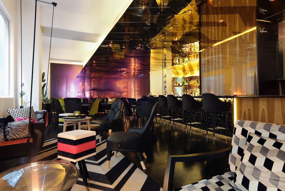 Adelphi Hotel Мелбърн Екстериор снимка The bar at the 1001 nights lounge